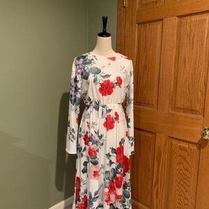 FLOWERED LONG SLEEVE LONG LENGTH DRESS SIZE L  #306
